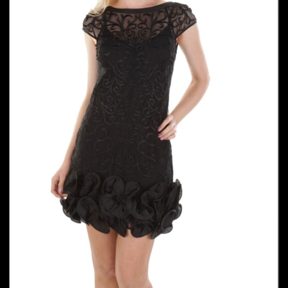 HP 3/15❤️Jessica Simpson Lace Dress /Ruffle Hem
